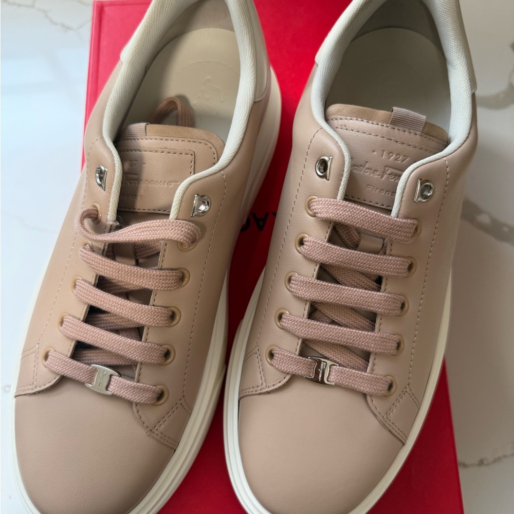 Elegant Beige Sneakers for Women
